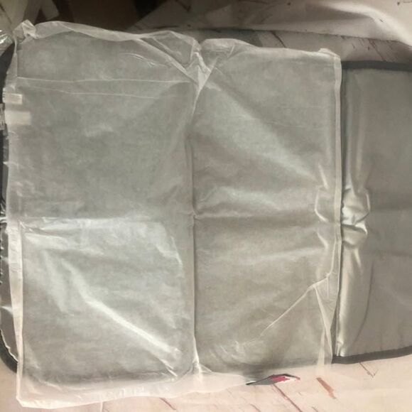 Thirty-One baby changing pad bnwt polka dots - Picture 5 of 5